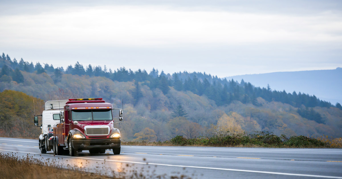 Heavy Duty Tow Truck Deshler OH Ed's 24 Hour Service
