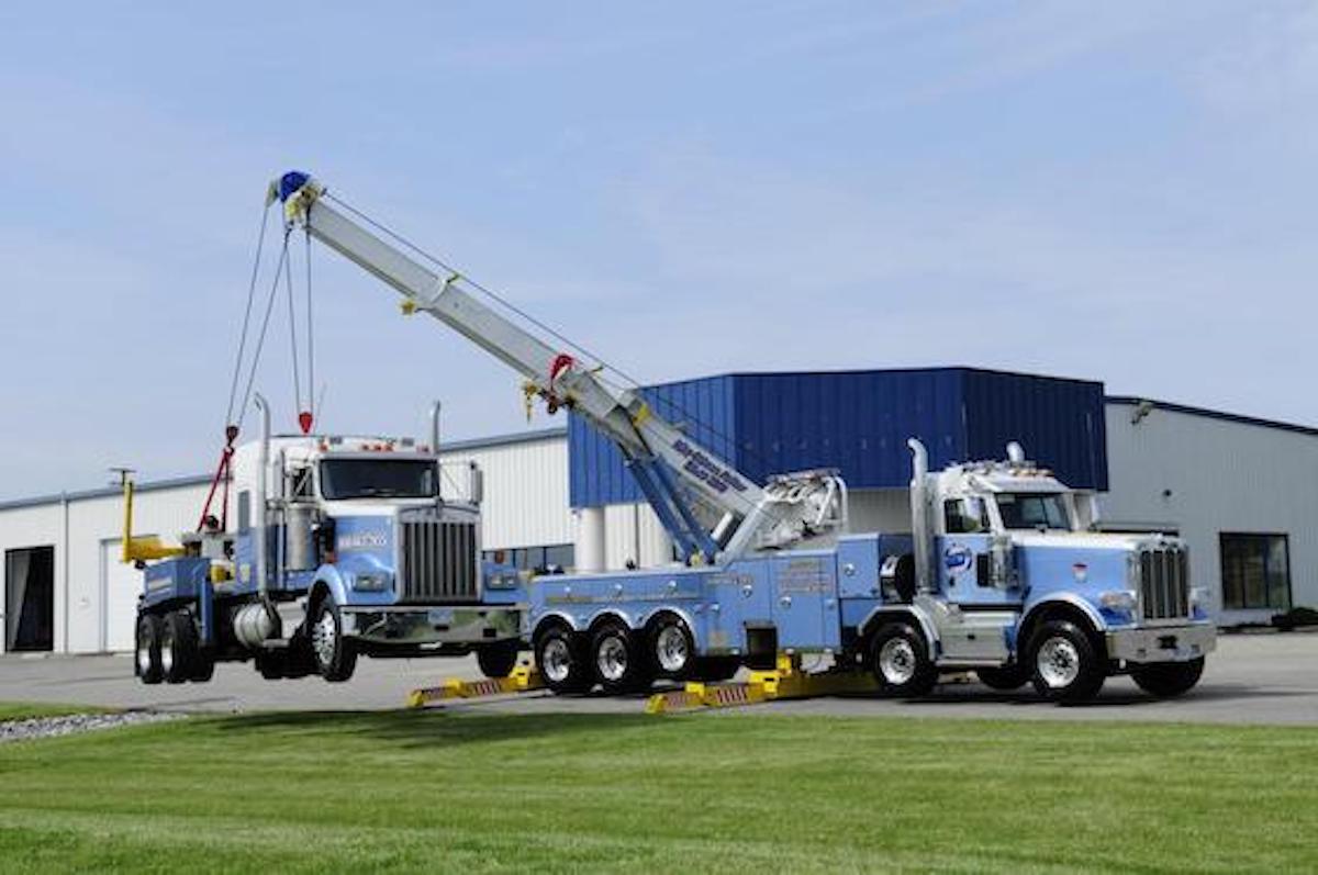 What Is Heavy Duty Towing?